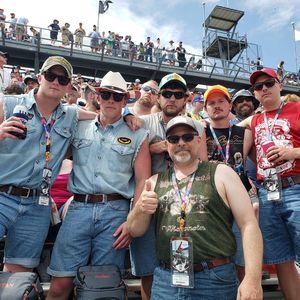 Meet your Posher, Ross